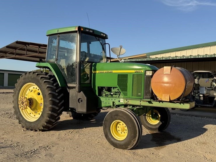 john-deere-400-image-1