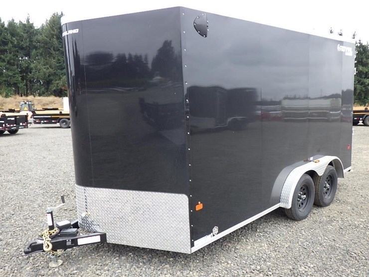 2027-royal-lcht35-7.516v-86-t/a-enclosed-trailer-image-1