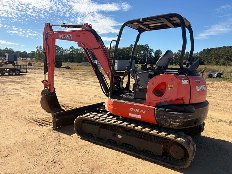 2022-kubota-kx057-4-crawler-excavator-(1,109-hours)-image-2