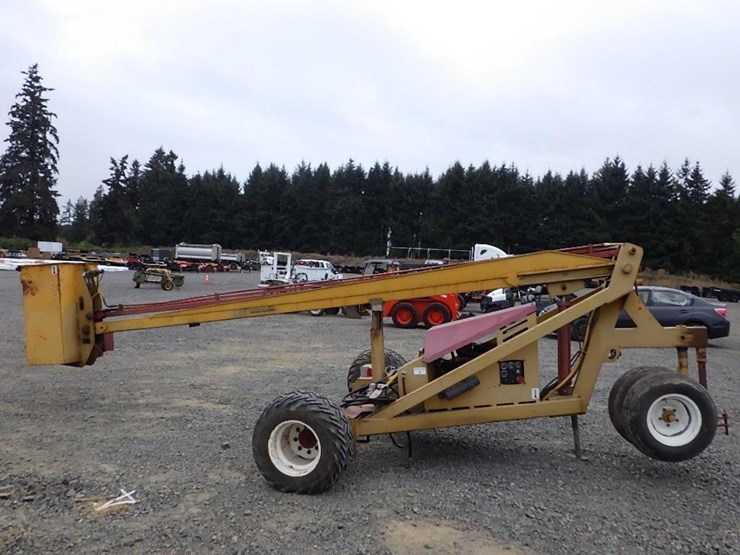 guf-orbit-lift-tow-behind-pruning-tower-image-2