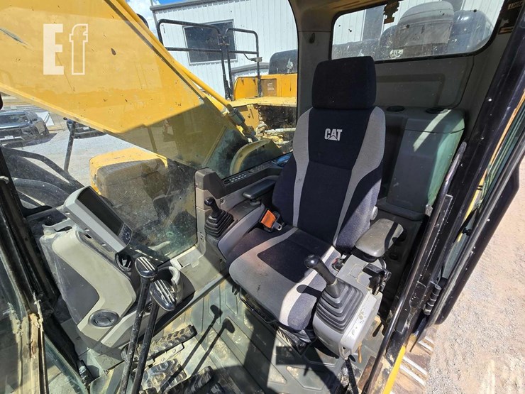 2016-caterpillar-336fl-image-15