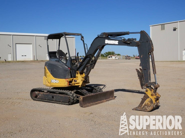 2012-john-deere-35d-compact-track-mini-excavator-image-1