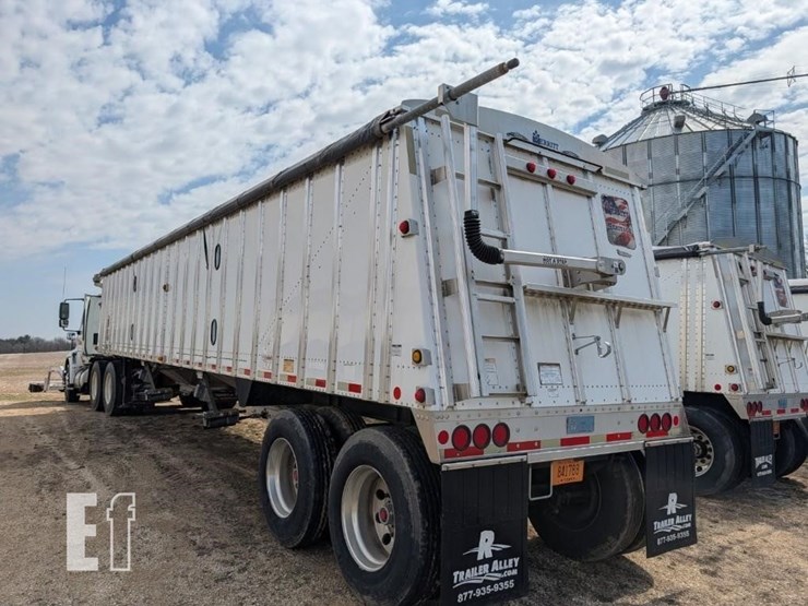 2015-merritt-grain-hopper-image-6