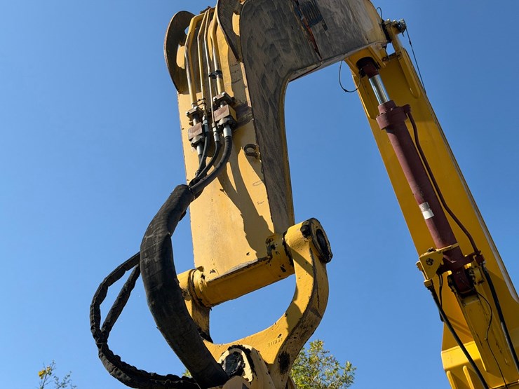 #4098-•-2015-john-deere-870g-lc-excavator-image-30
