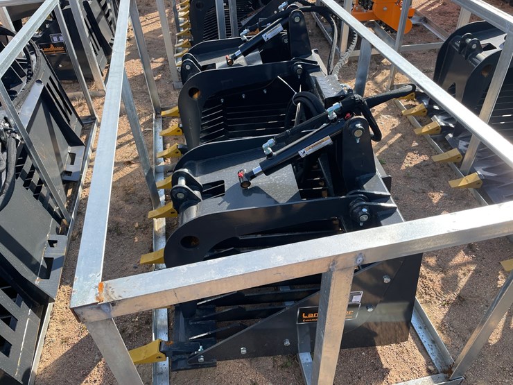#4079-•-landhonor-72"-skeleton-hydraulic-grab-bucket-attachment-image-2