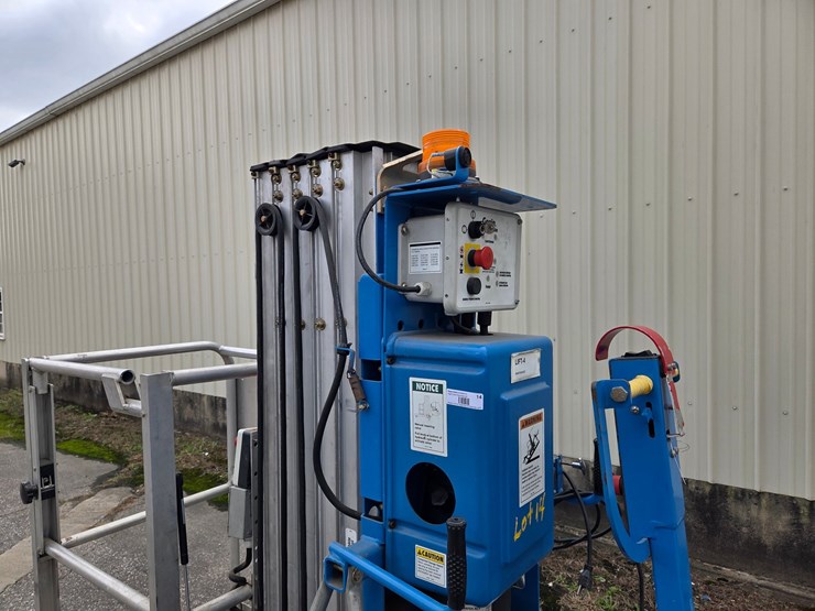 #14-•-genie-portable-lift-/-model:-twp-255-/-hours-not-known-image-19