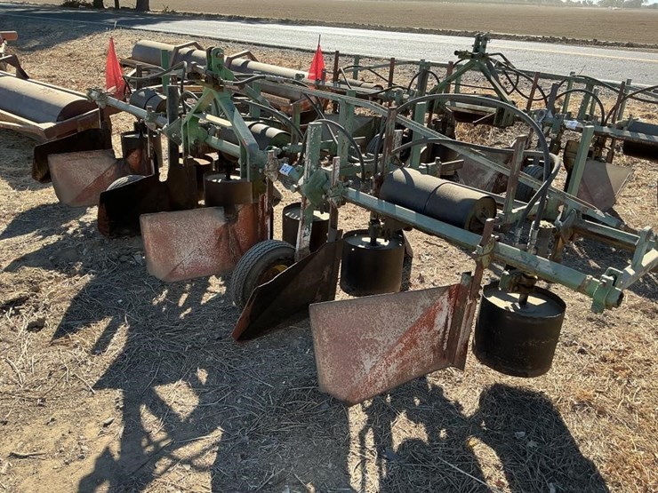 custom-3-pt-3-row-60"-hyd.-vine-trainer-image-3