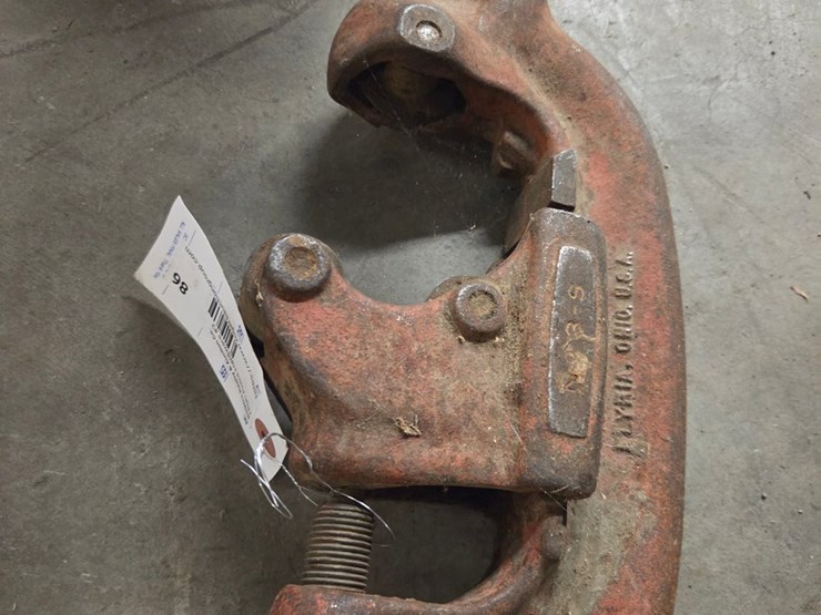 #86-•-rigid-2"-4"-pipe-cutter-image-1