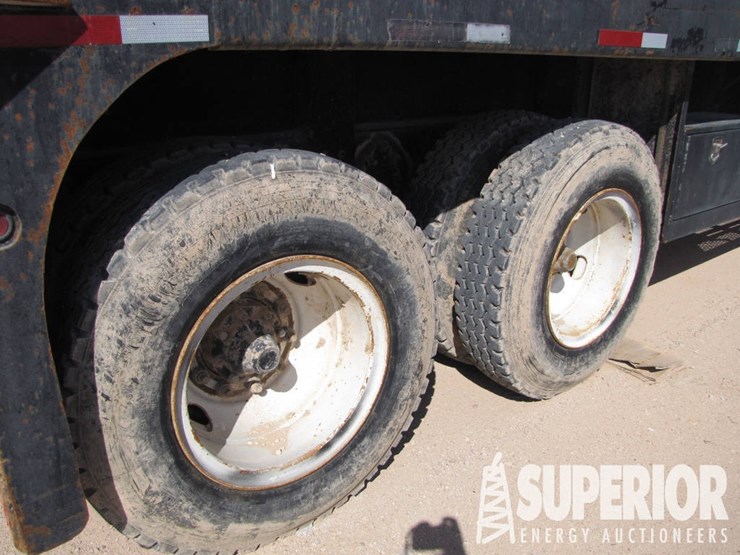 2013-kenworth-t800-t/a-bed-winch-truck-w/lift-axle-image-13