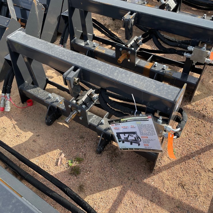 #4122 • LandHonor 3 Point Hitch Adapter Attachment