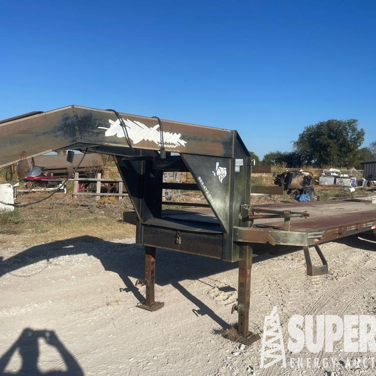 2007 LONGHORN 40'OAL T/A Gooseneck Trailer