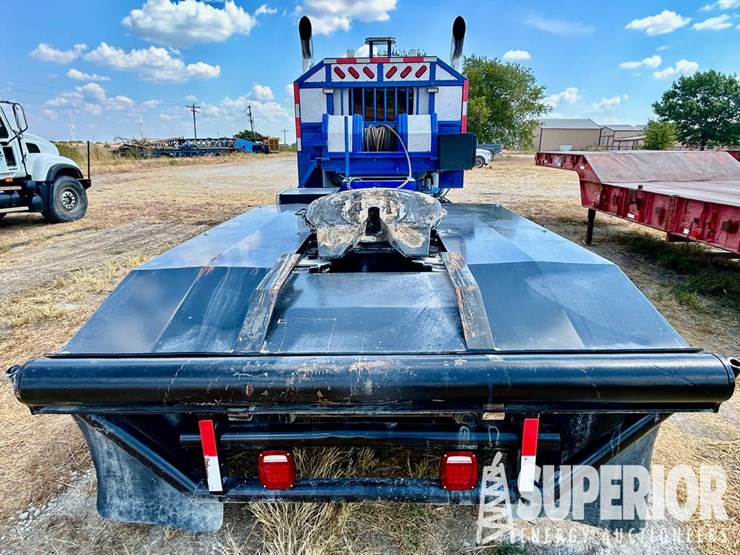 2019-peterbilt-389-t/a-winch-truck-w/-day-cab-image-5