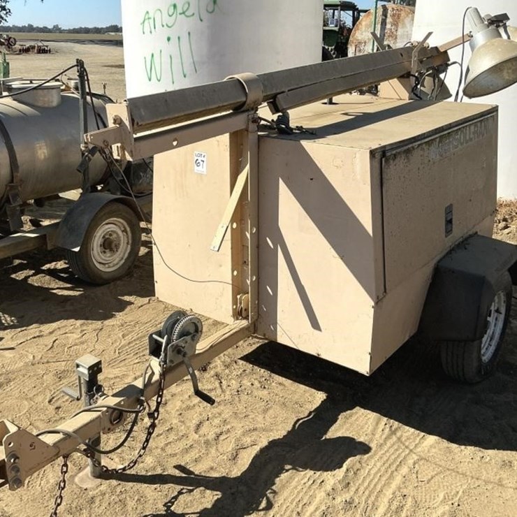 INGERSOLL-RAND Portable Adj. Light Plant, Diesel