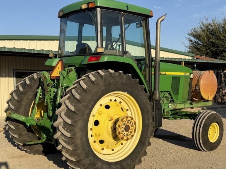 john-deere-400-image-5