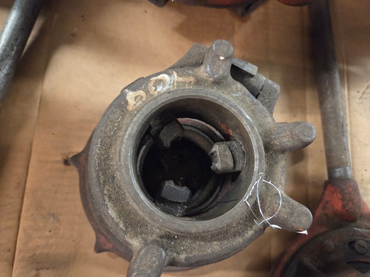 #64-•-rigid-2"-4"-hog-header-threader-image-3