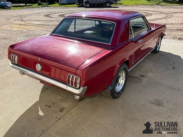 1966-ford-mustang-2-door-coupe-image-5