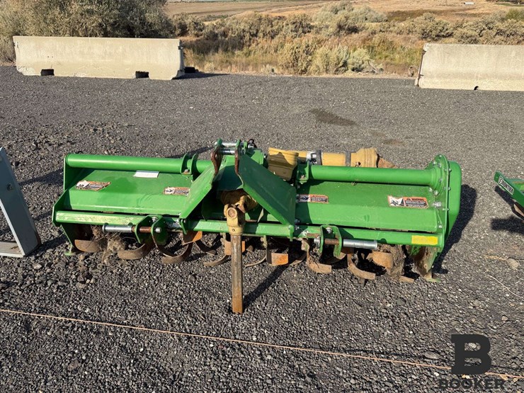 john-deere-665-rotary-tiller-image-3
