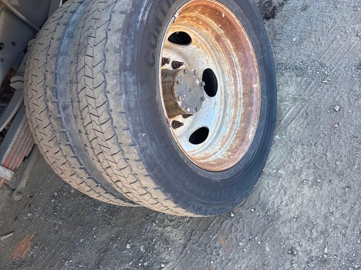 2016-ford-f550-image-21