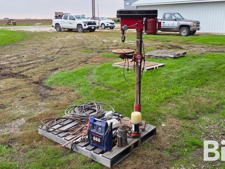 drill-press-&-tools-image-9