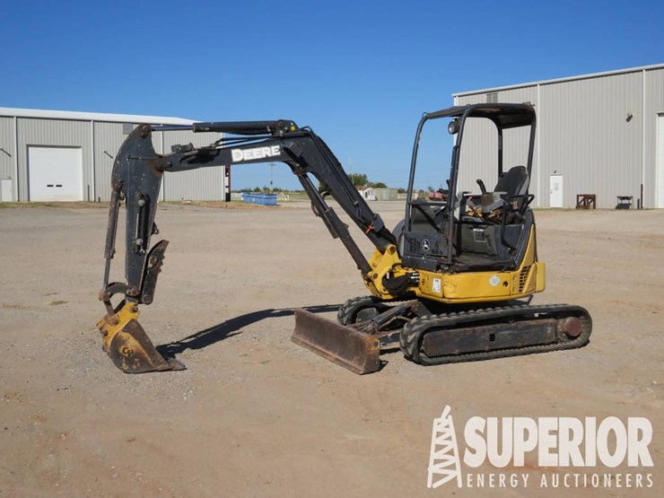 2012-john-deere-35d-compact-track-mini-excavator-image-2