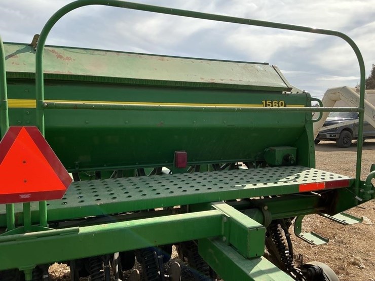 john-deere-1560-14'-pull-grain-drill-image-21