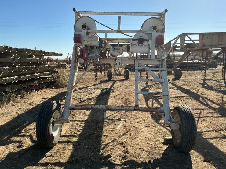 custom-32'-implement-carrier-image-4