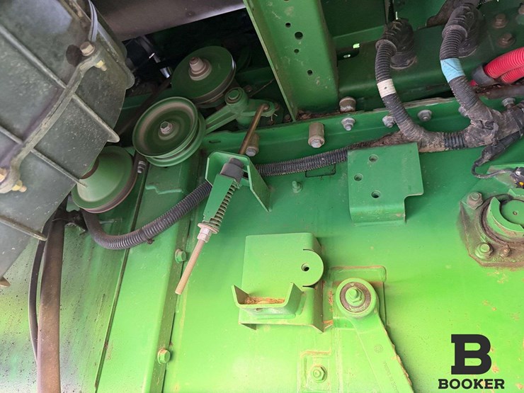 2012-john-deere-s670-combine-image-83