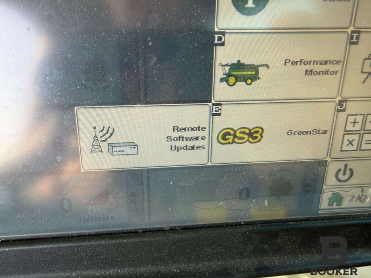 2012-john-deere-s670-combine-image-119