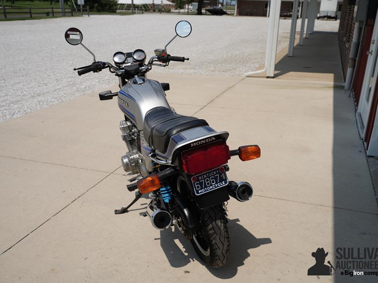 run-#150---1981-honda-cb750f-super-sport-motorcycle-image-6