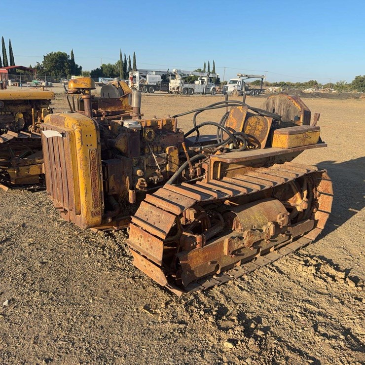 CATERPILLAR D2