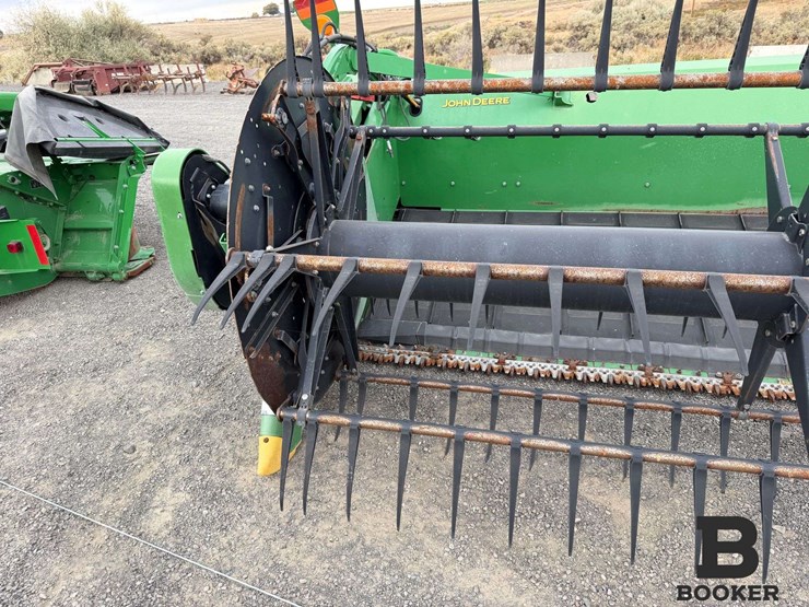 2017-john-deere-635fd-draper-header-image-8