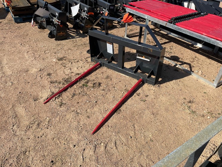 #4105-•-landhonor-skid-steer-bale-spear-attachment-image-2