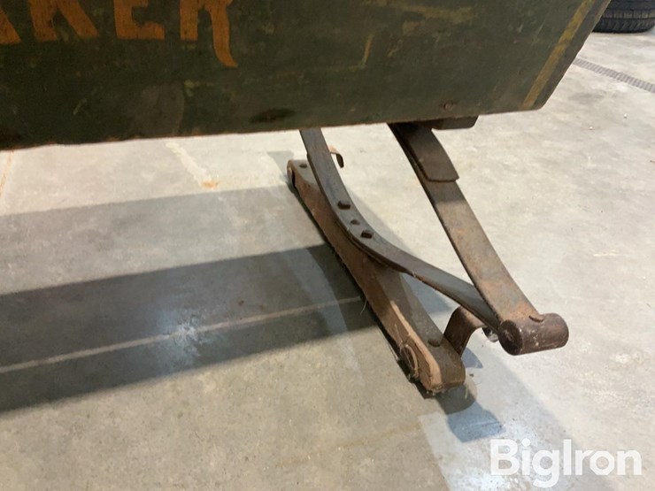 studebaker-wooden-seat-image-11