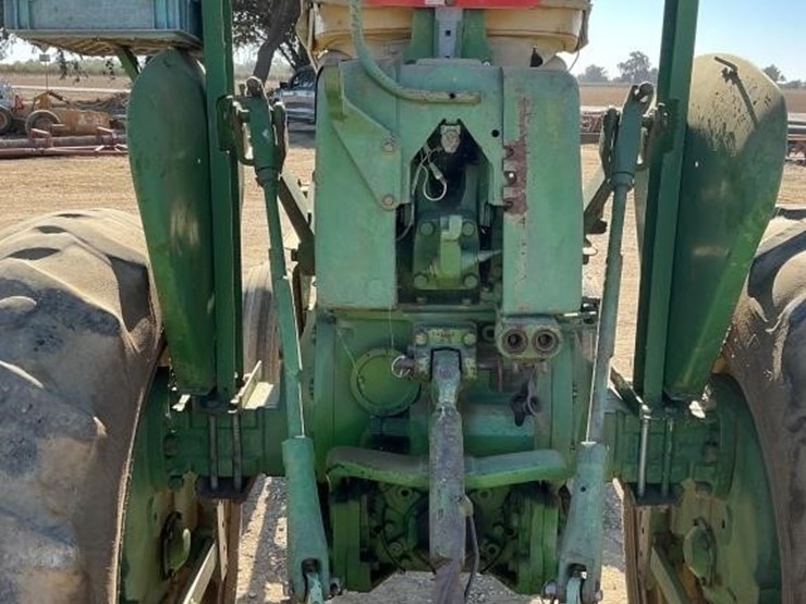 john-deere-4020-hi-crop-tractor-image-6