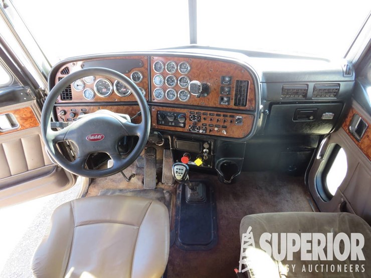 2003-peterbilt-379-t/a-truck-tractor-w/unibilt-ultracab-sleeper-cab-image-8