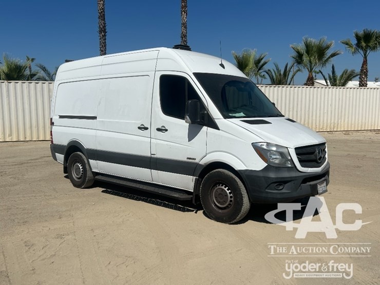 2016-mercedes-benz-2500-sprinter-van,-3.0l-gasoline,-automatic,-a/c,-pw,-pdl,-pm,-tow-package-image-2