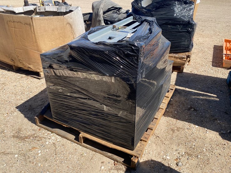 #41426-•-misc-electrical-lot-image-17