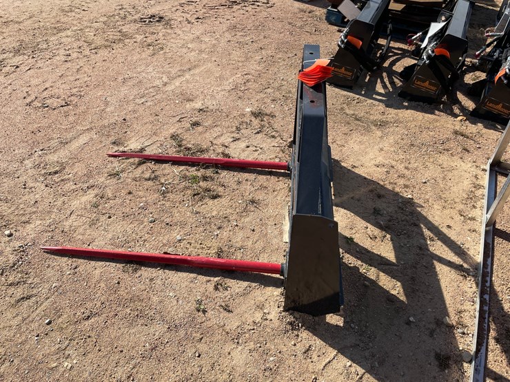#4114-•-landhonor-skid-steer-bale-spear-attachment-image-3