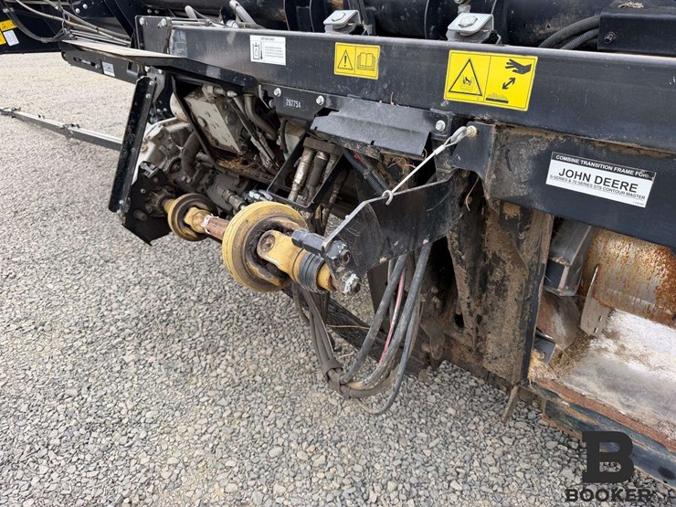 2019-macdon-fd135-draper-header-image-38