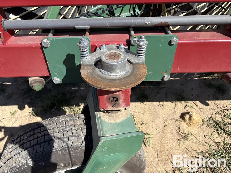 sitrex-magnum-mke14-16-16-wheel-v-rake-image-15