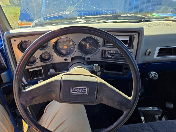 #25276-•-1986-gmc-k2500-pickup-truck-image-38