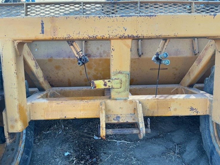 reynolds-15cfbf-15-yd-rollover-laser-scraper-image-15