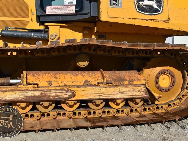 2021-deere-650k-image-27