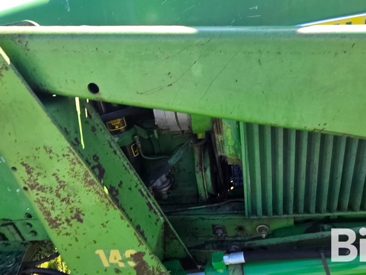 1968-john-deere-4020-2wd-tractor-image-11