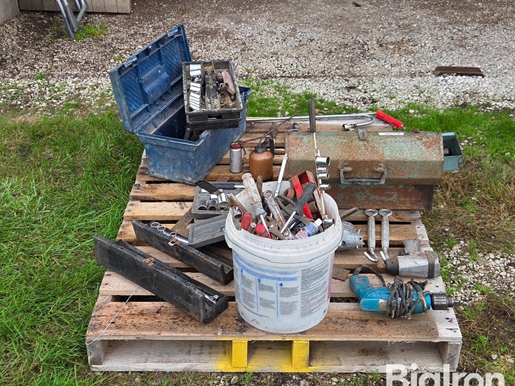 pallet-of-misc-tools-image-2
