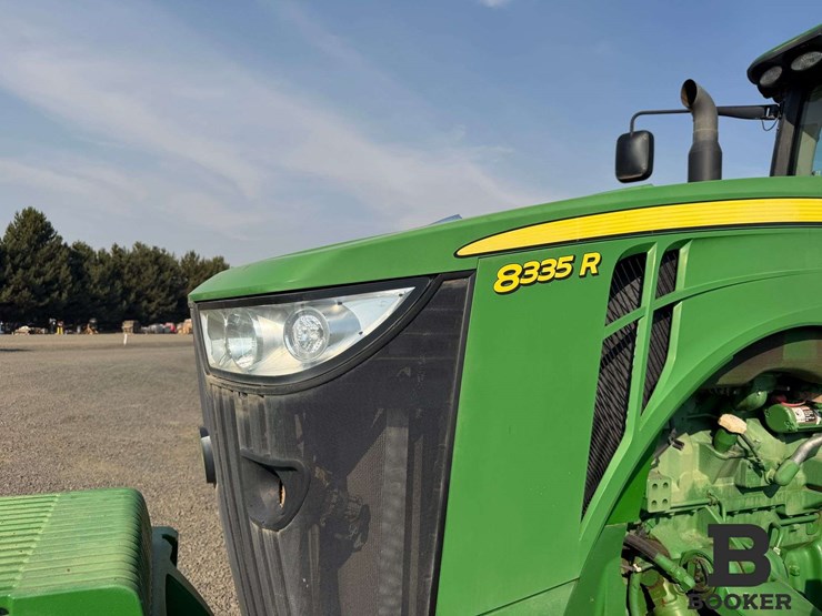 2011-john-deere-8335r-tractor-image-14