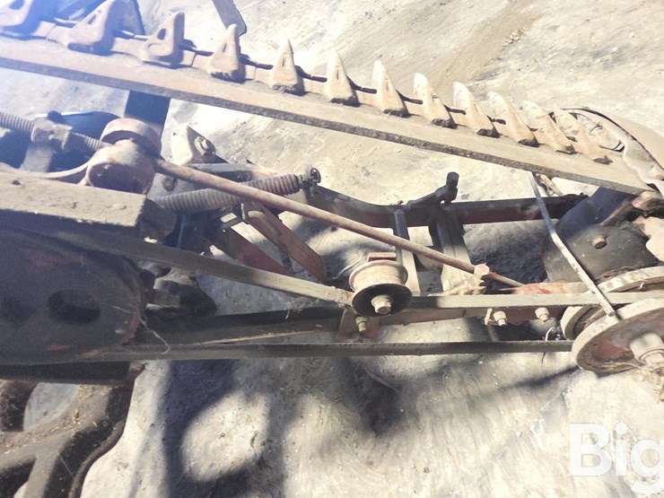 international-sickle-mower-image-10