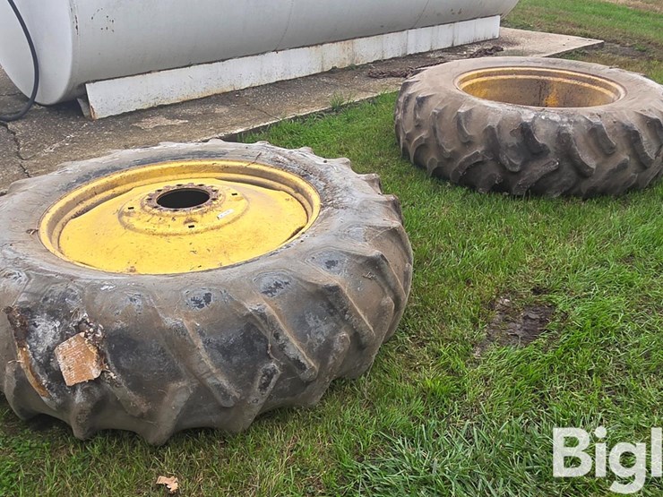 john-deere-duals-image-7