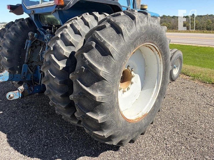 ford-8630-image-43
