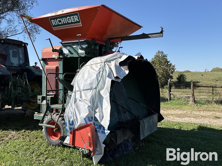 2012-richiger-r950max-roller-bagger-image-6